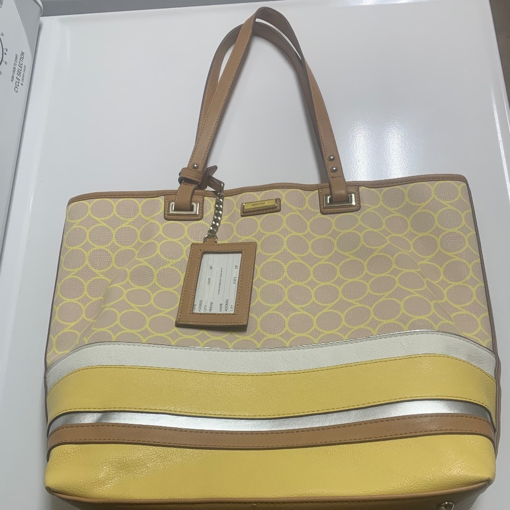 Nine West Ladies Tote Bag New Without Tags Never Carried Yellow & Tan Nice!